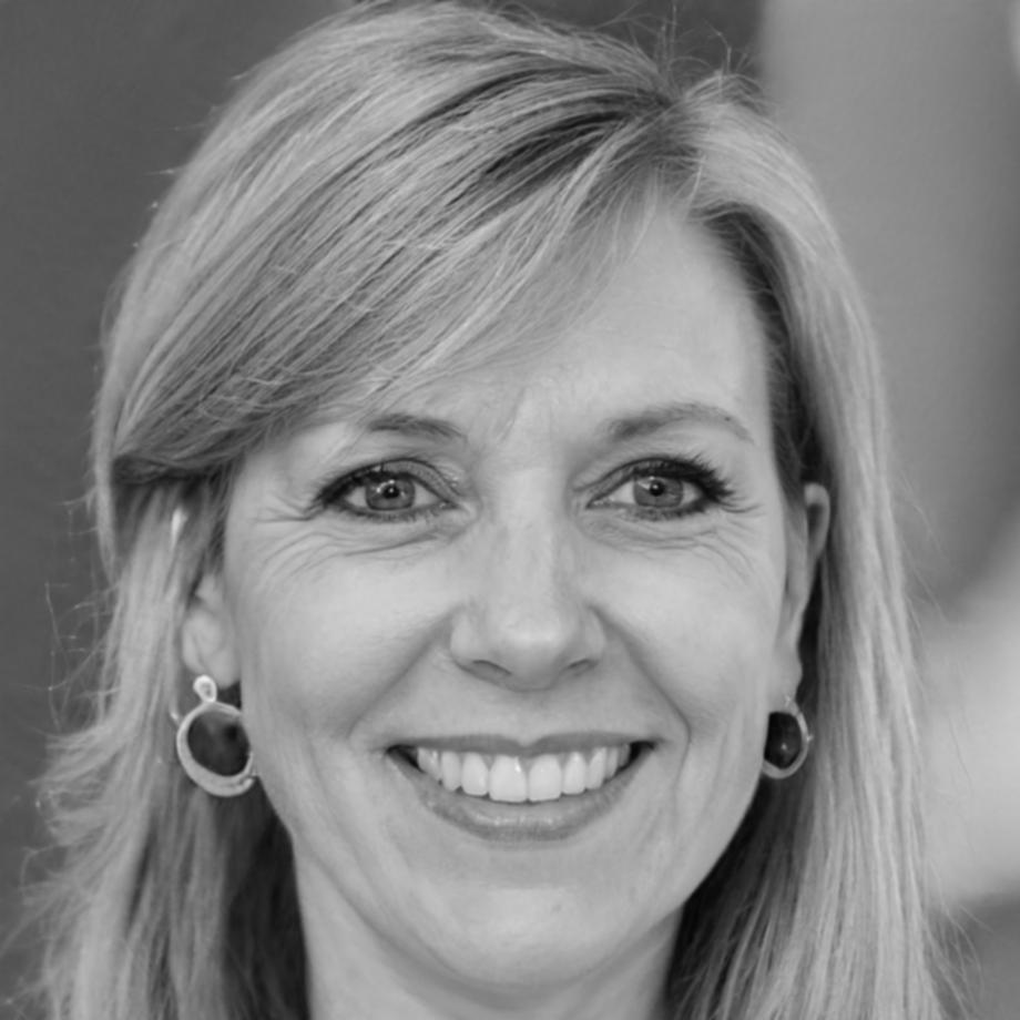 Carmen Rodriguez, Senior Financial Analyst